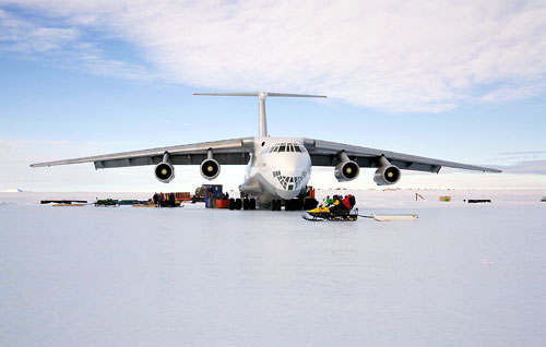 �C�����[�W��IL76�@